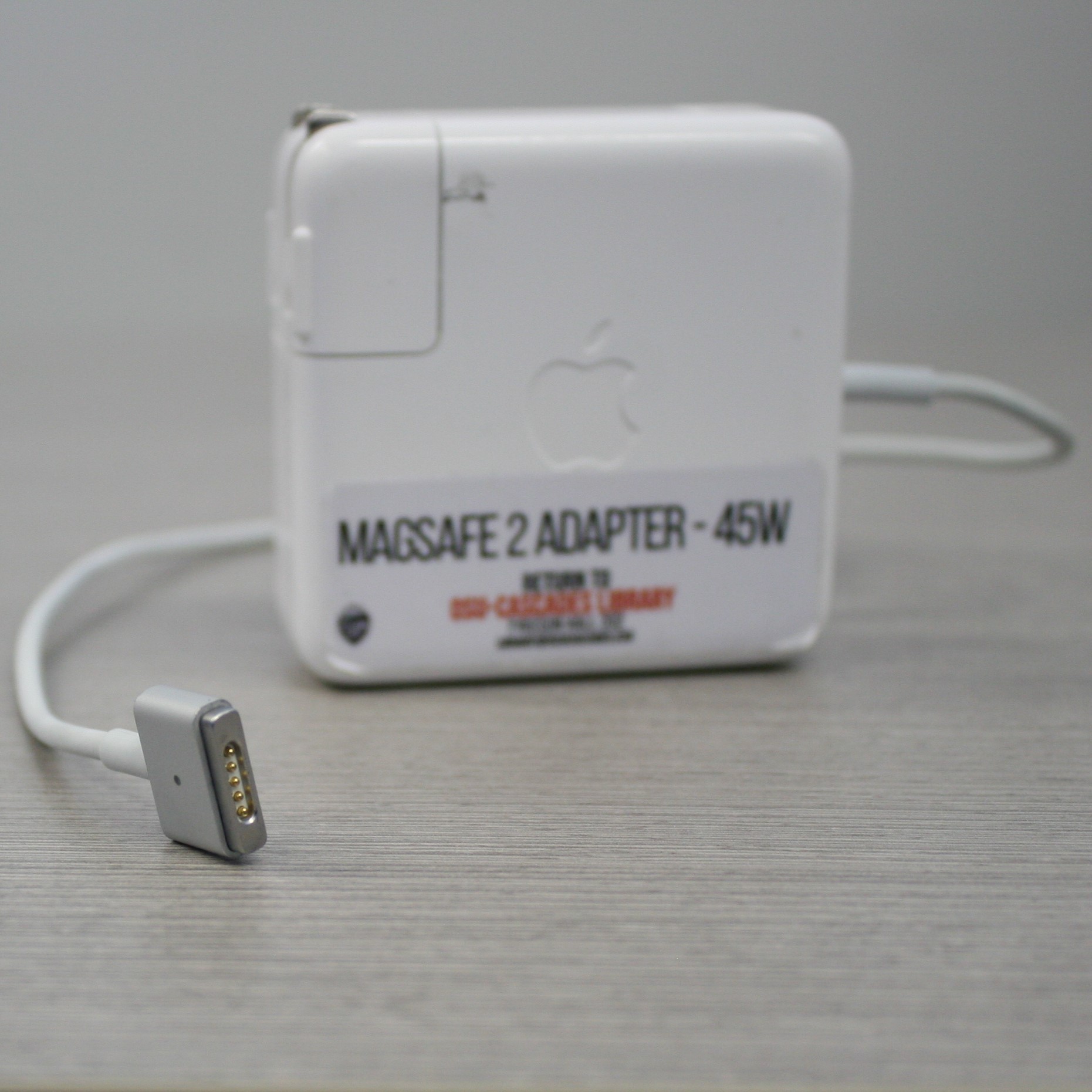 Apple MagSafe 2 Charger