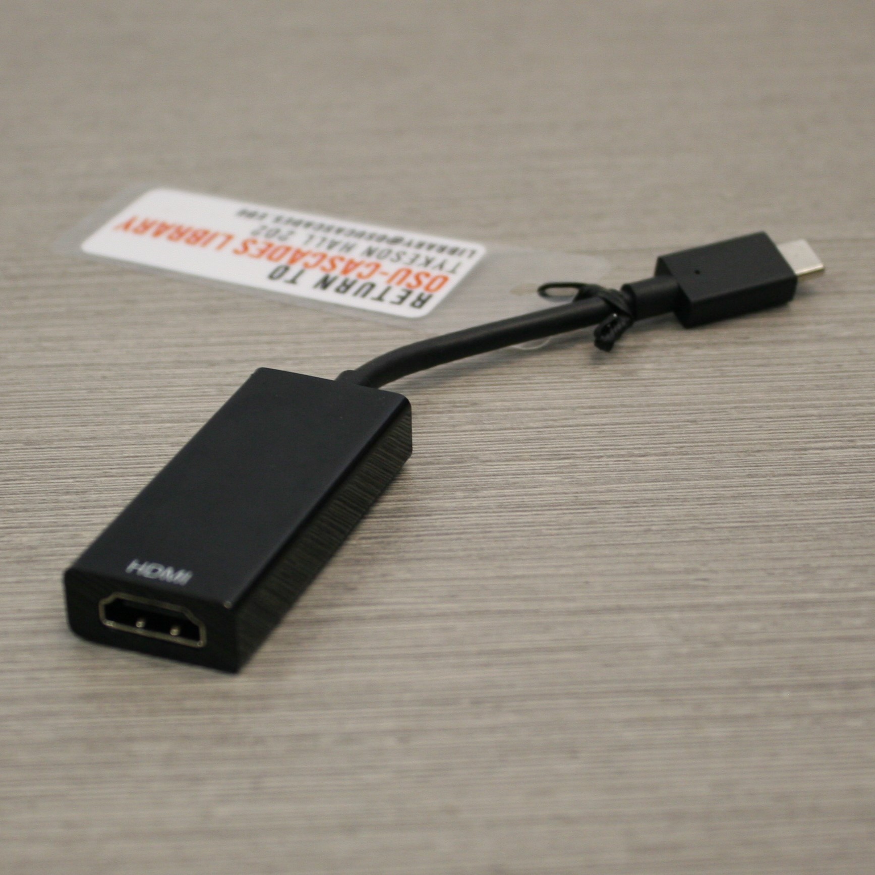 USB-C to HDMi Adapter